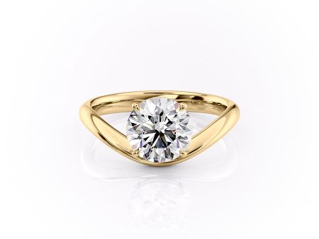 The Berta Set With A 2.5 Carat Round Moissanite on Sale